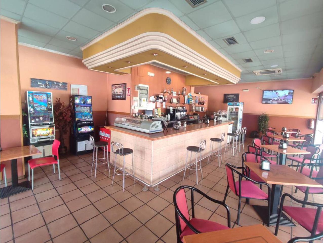 Local comercial en venta en Elda