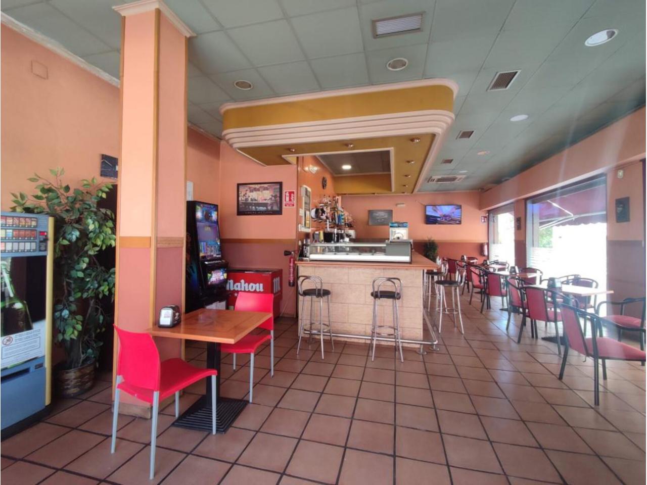 Local comercial en venta en Elda - Image 3