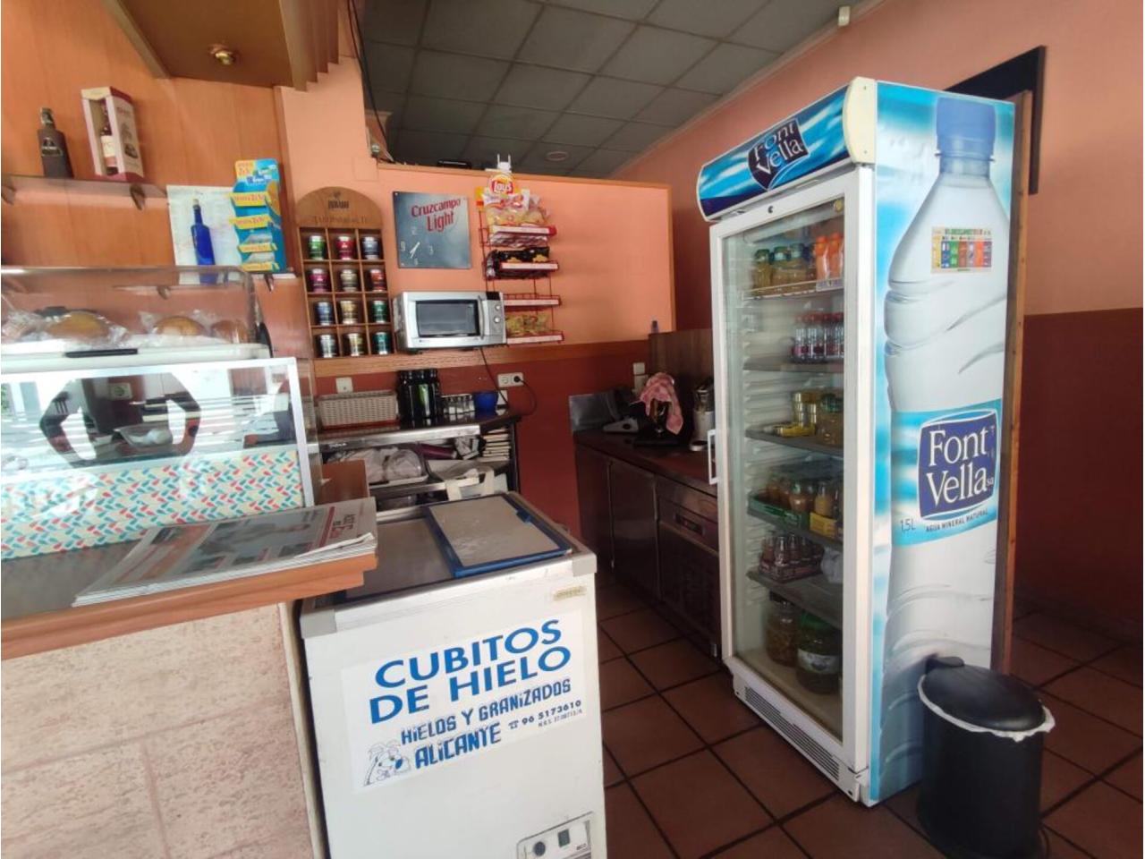 Local comercial en venta en Elda - Image 4