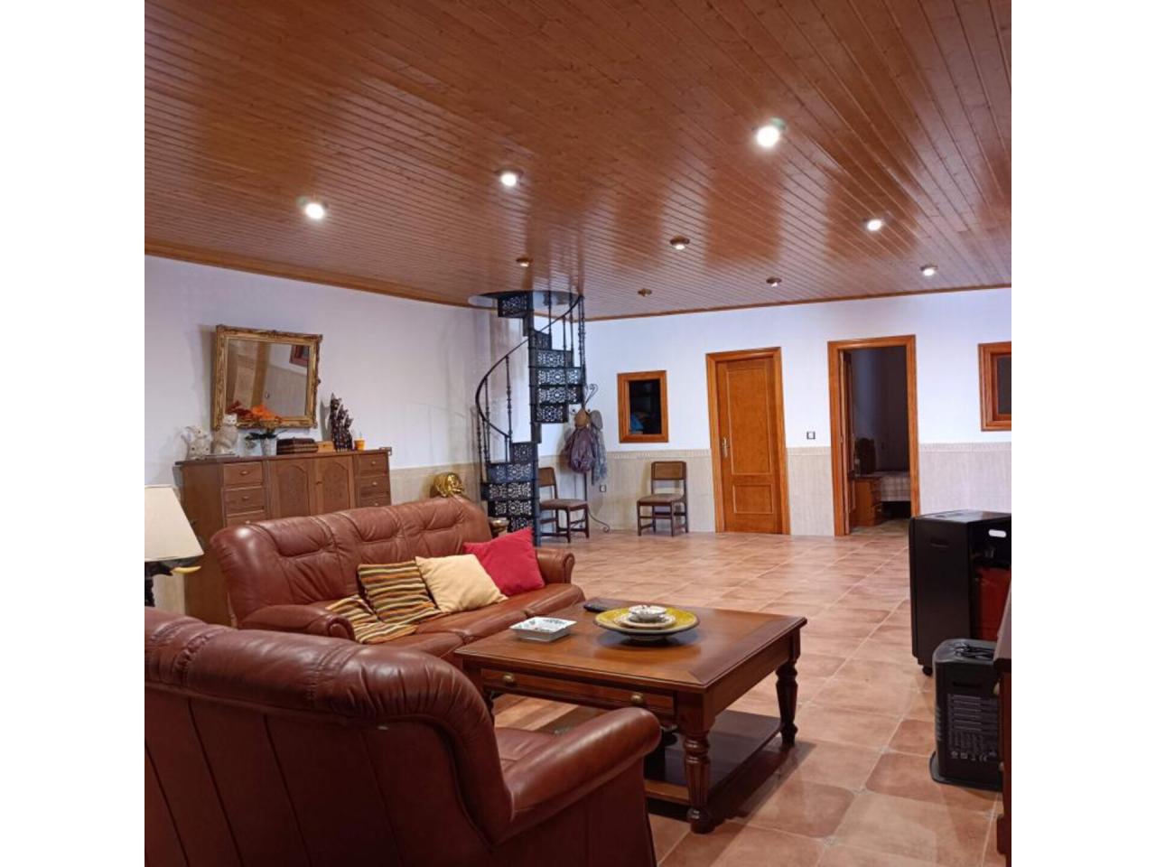 Chalet en venta en Villena - Image 9