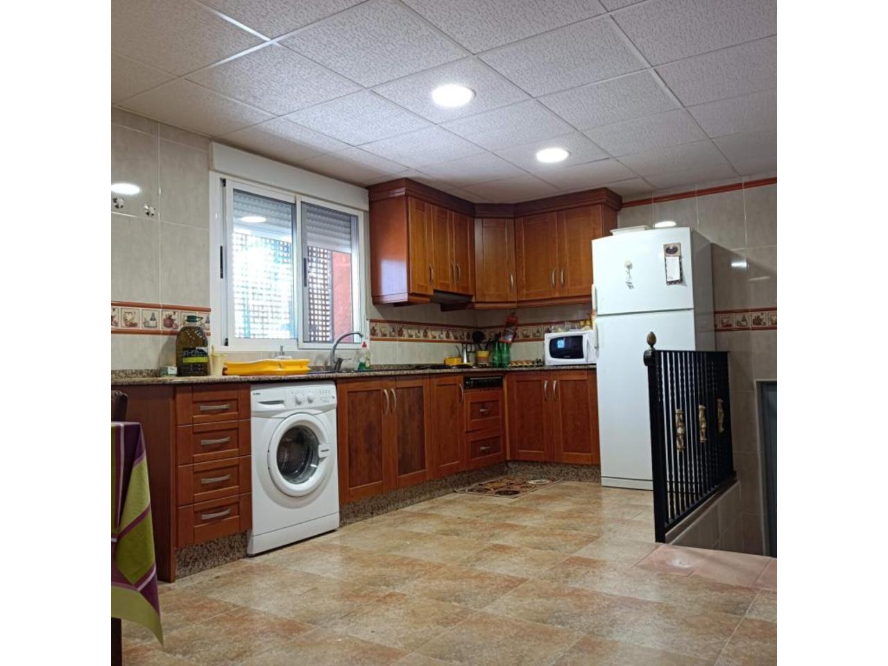 Chalet en venta en Villena - Image 12