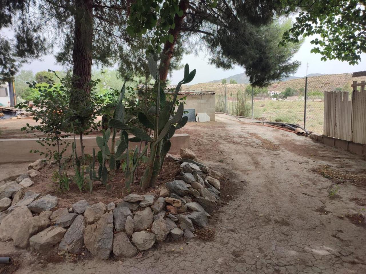 Terreno en venta en Sax - Image 5