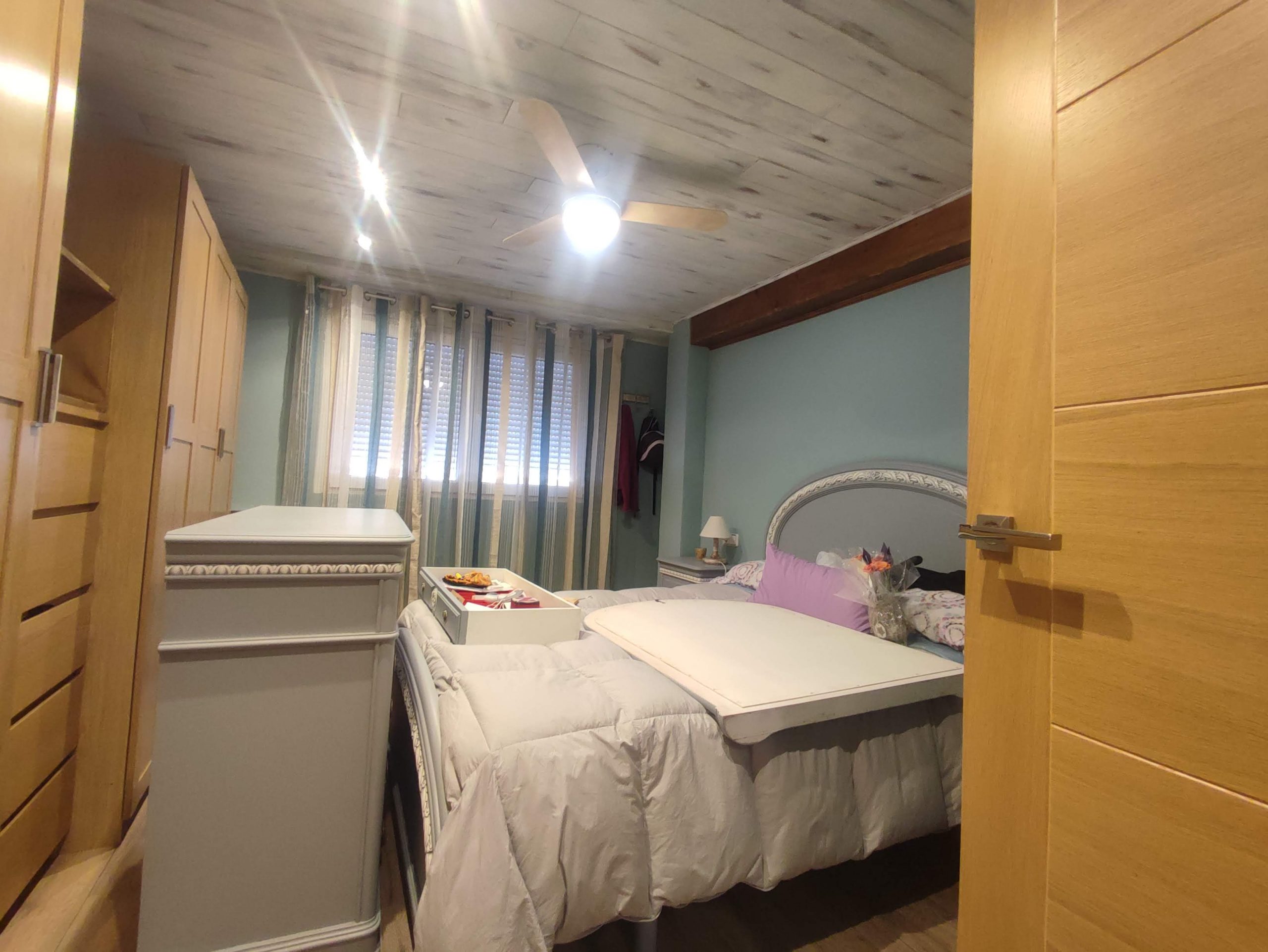 CASA ADOSADA CON AMPLIO LOCAL MAS DOS PLANTAS CON TERRAZAS - Image 28